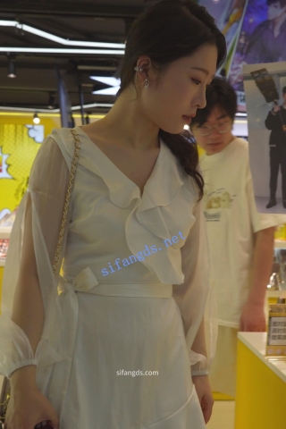  (BC-AA-446)荷叶边白裙气质美女..肉色丝袜配白内被CD